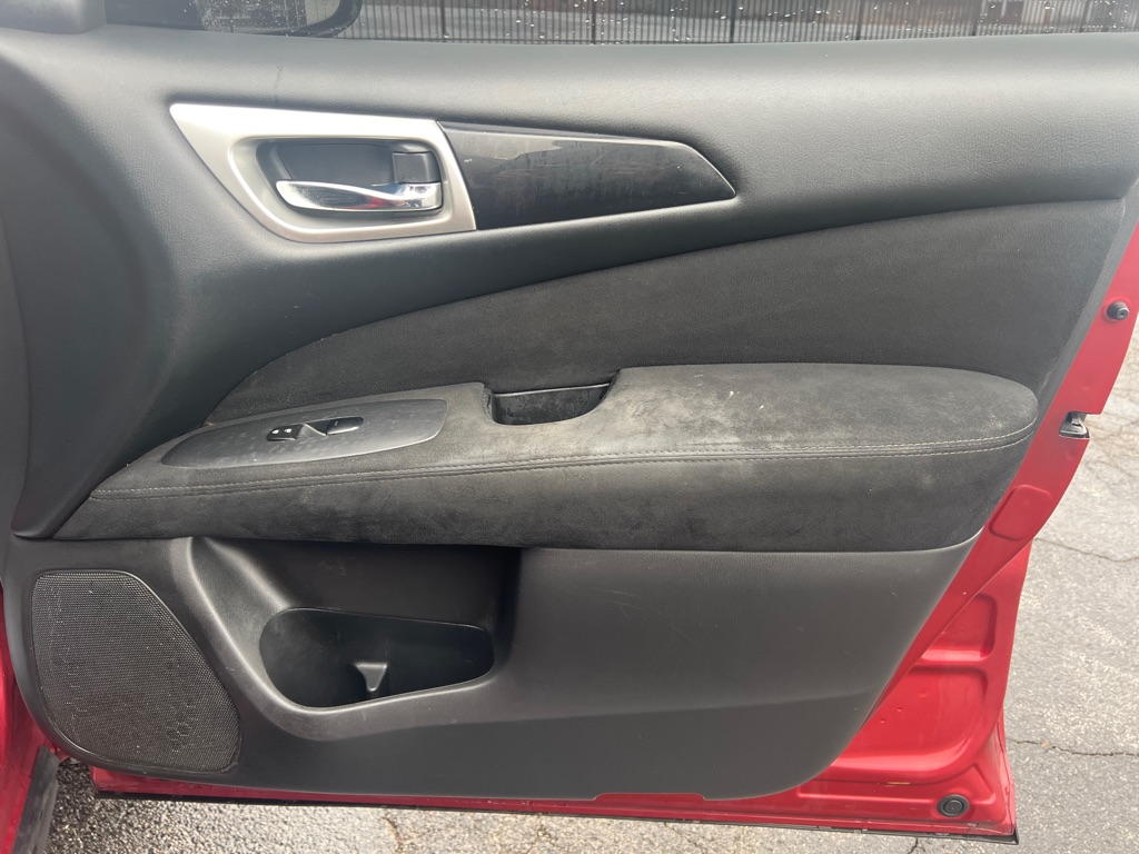 Photo 10 of this NISSAN PATHFINDER