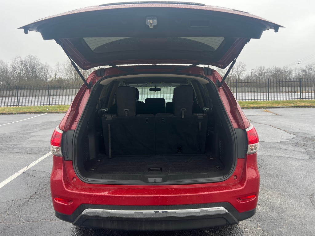 Photo 12 of this NISSAN PATHFINDER
