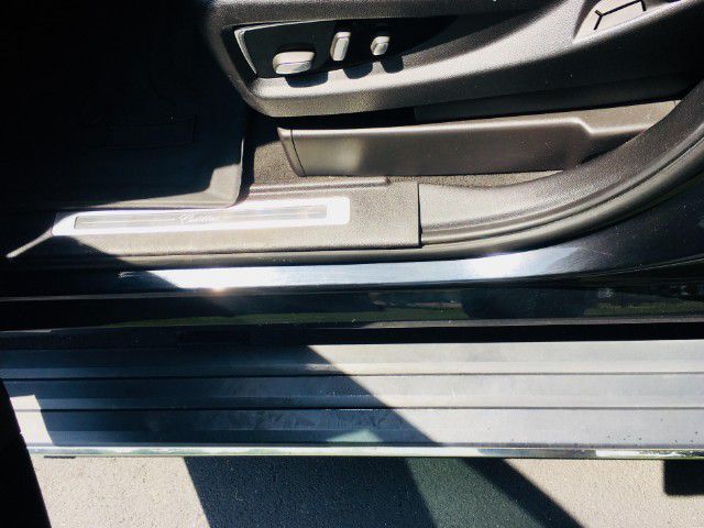 Photo 13 of this CADILLAC ESCALADE