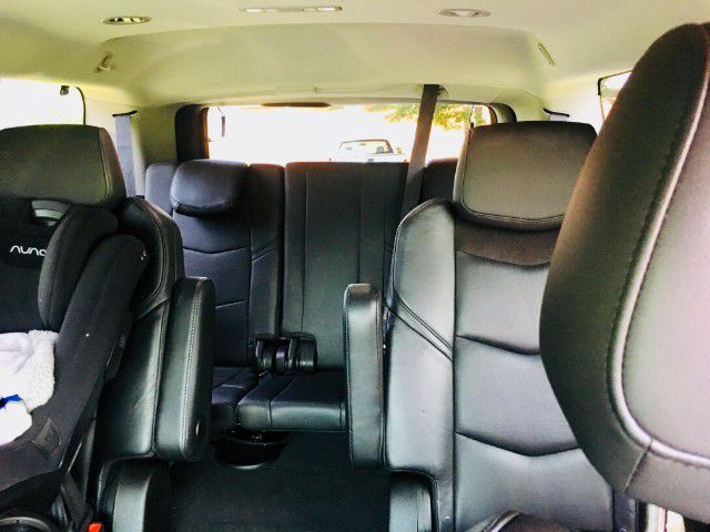 Photo 15 of this CADILLAC ESCALADE