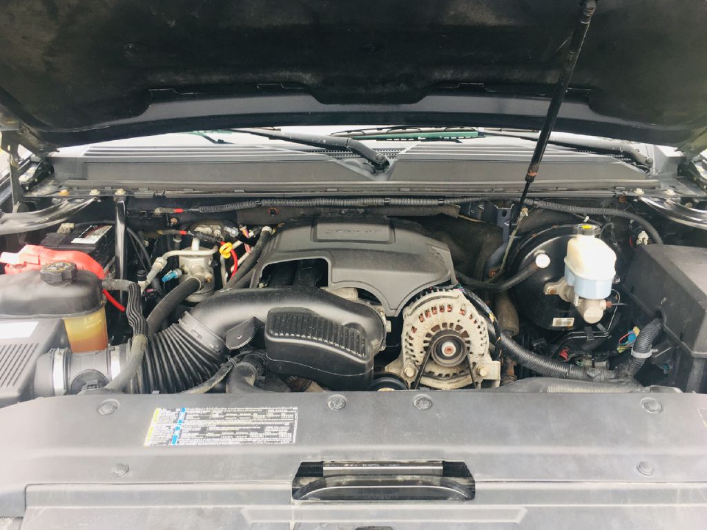 Photo 27 of this GMC YUKON