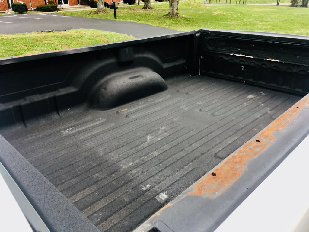 Photo 7 of this RAM 1500