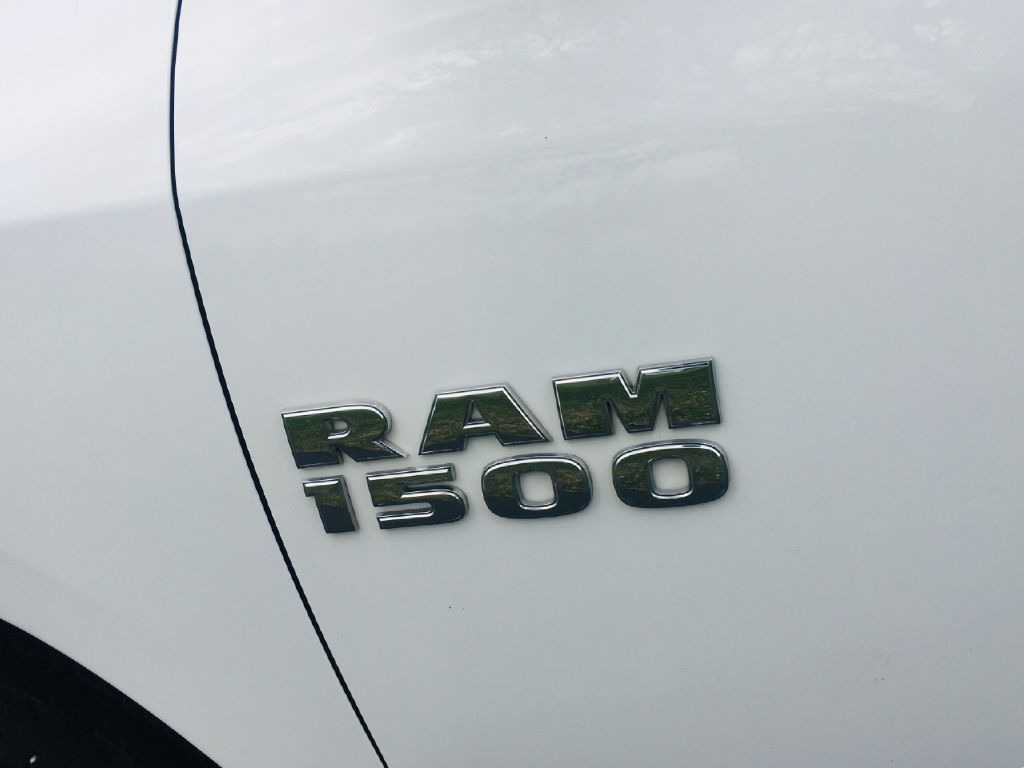 Photo 8 of this RAM 1500