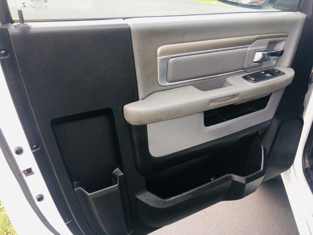 Photo 14 of this RAM 1500