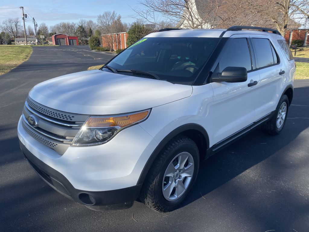 Photo 3 of this FORD EXPLORER