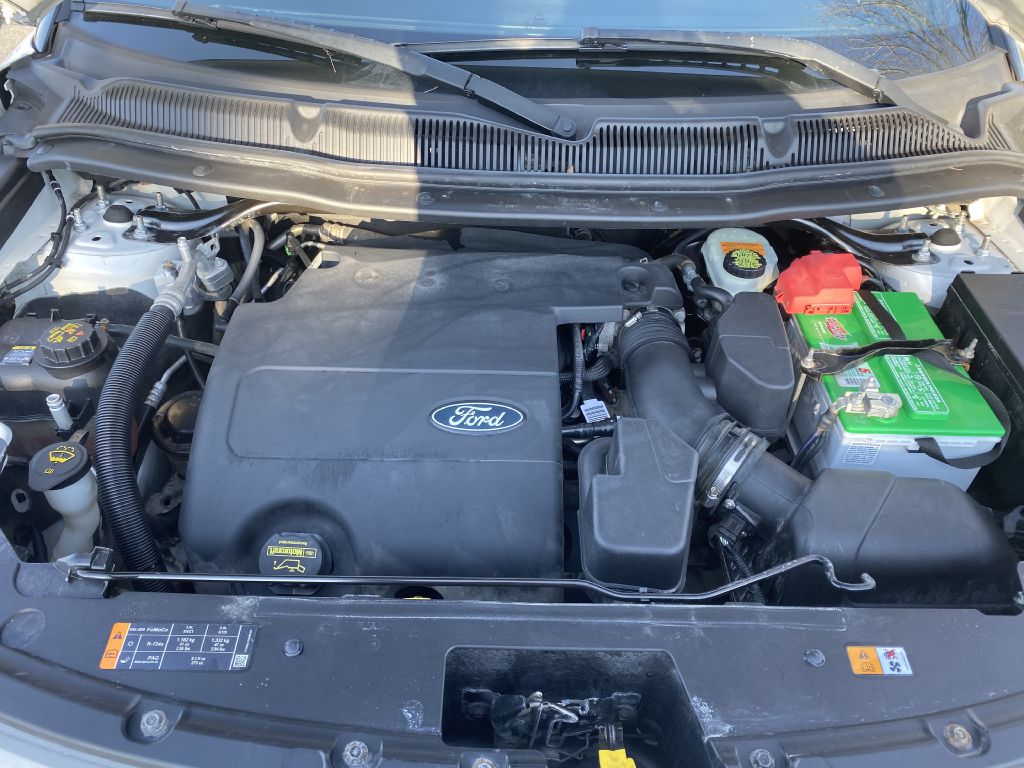 Photo 27 of this FORD EXPLORER