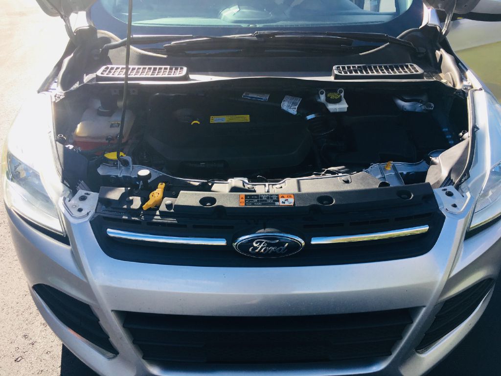 Photo 19 of this FORD ESCAPE