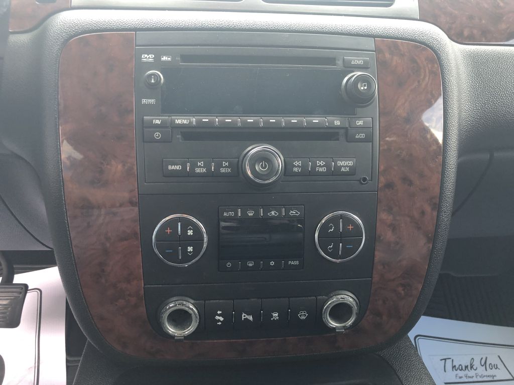 Photo 22 of this CHEVROLET AVALANCHE