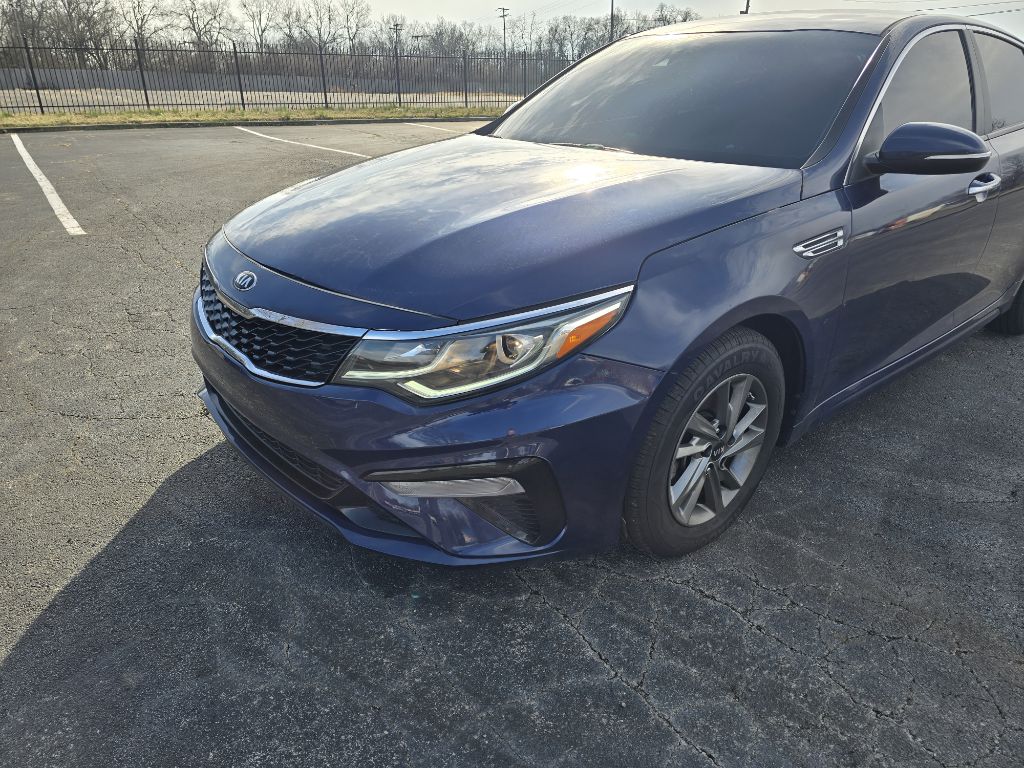 Photo 5 of this KIA OPTIMA