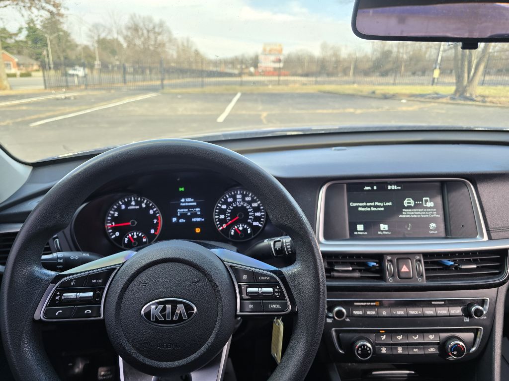 Photo 12 of this KIA OPTIMA