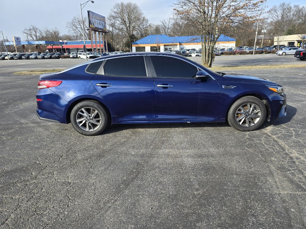Photo 8 of this KIA OPTIMA