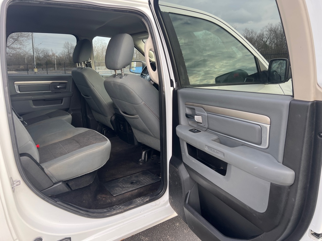 Photo 11 of this RAM 1500