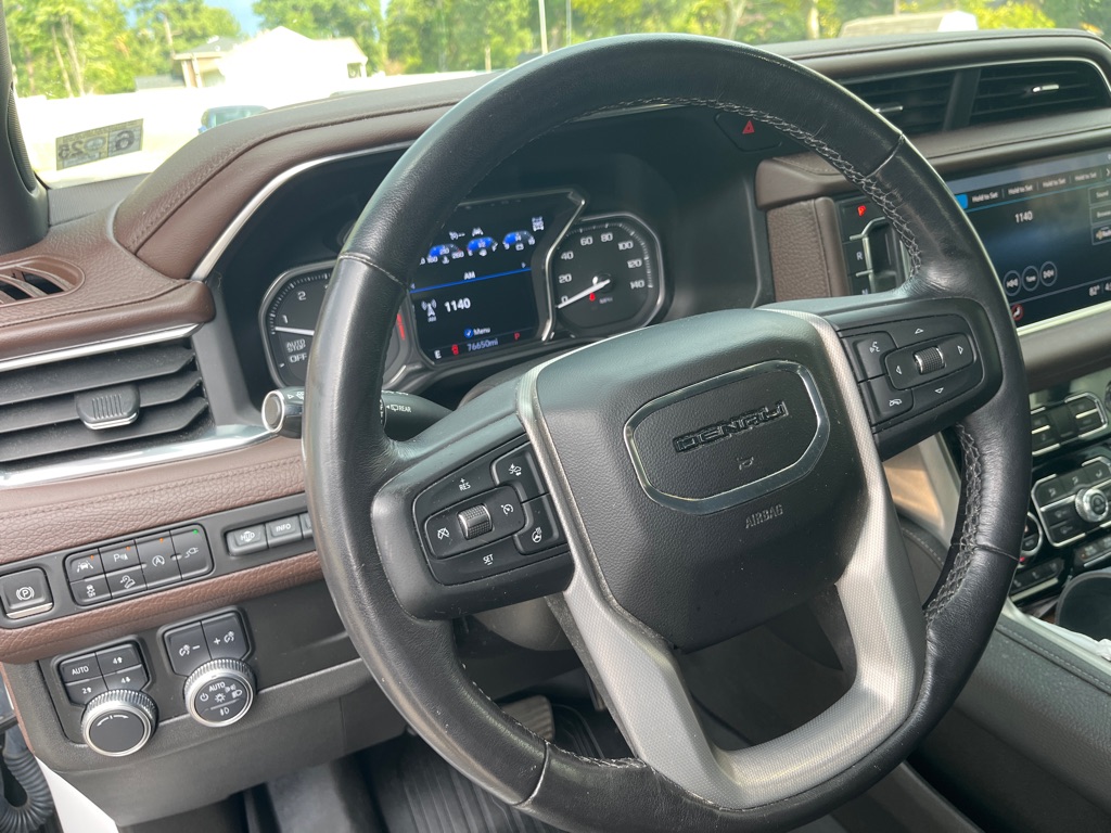Photo 9 of this GMC YUKON XL