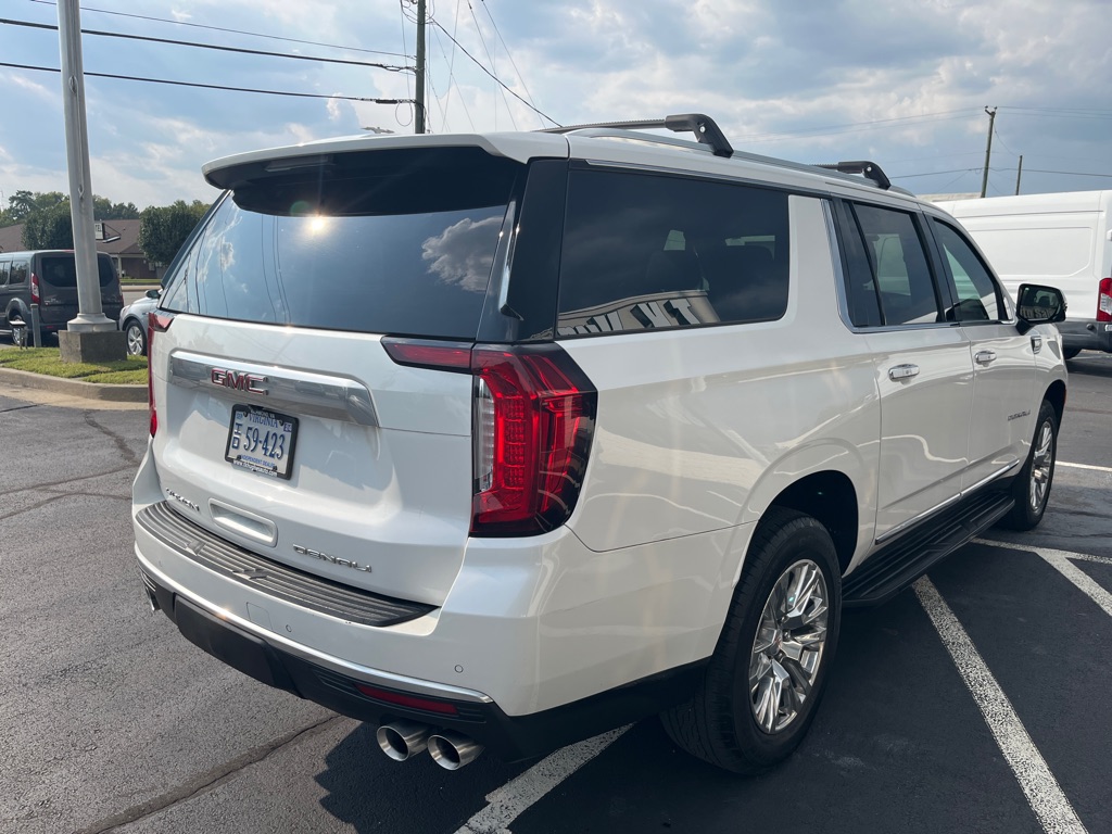Photo 6 of this GMC YUKON XL