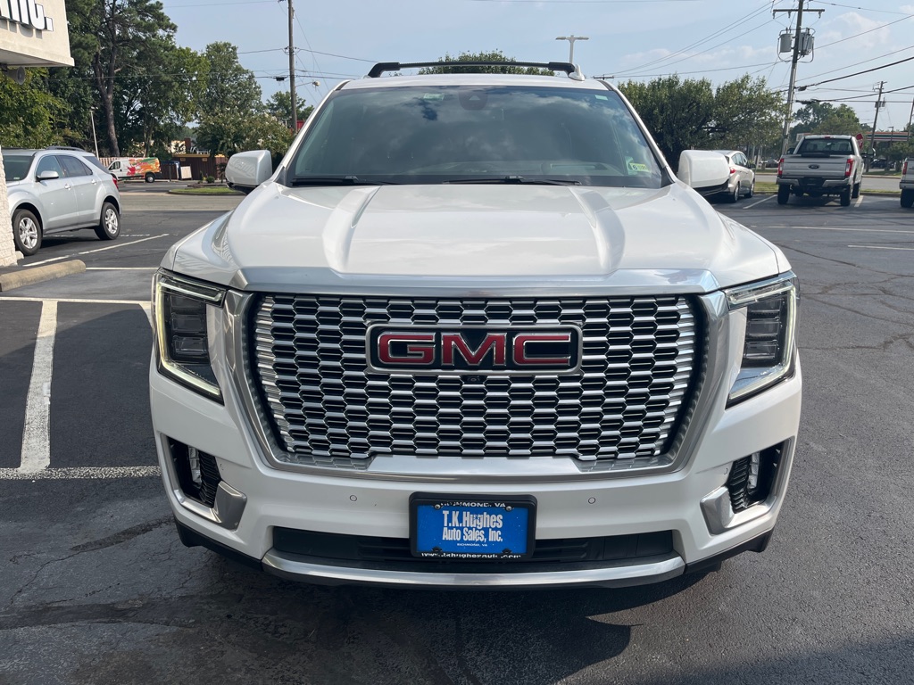 Photo 3 of this GMC YUKON XL