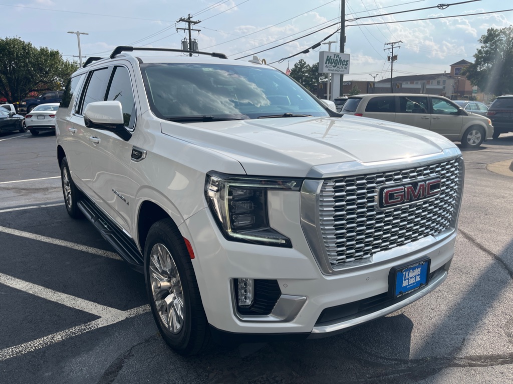 Photo 4 of this GMC YUKON XL