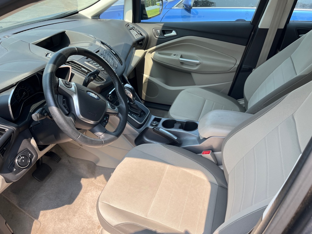 Photo 8 of this FORD C-MAX