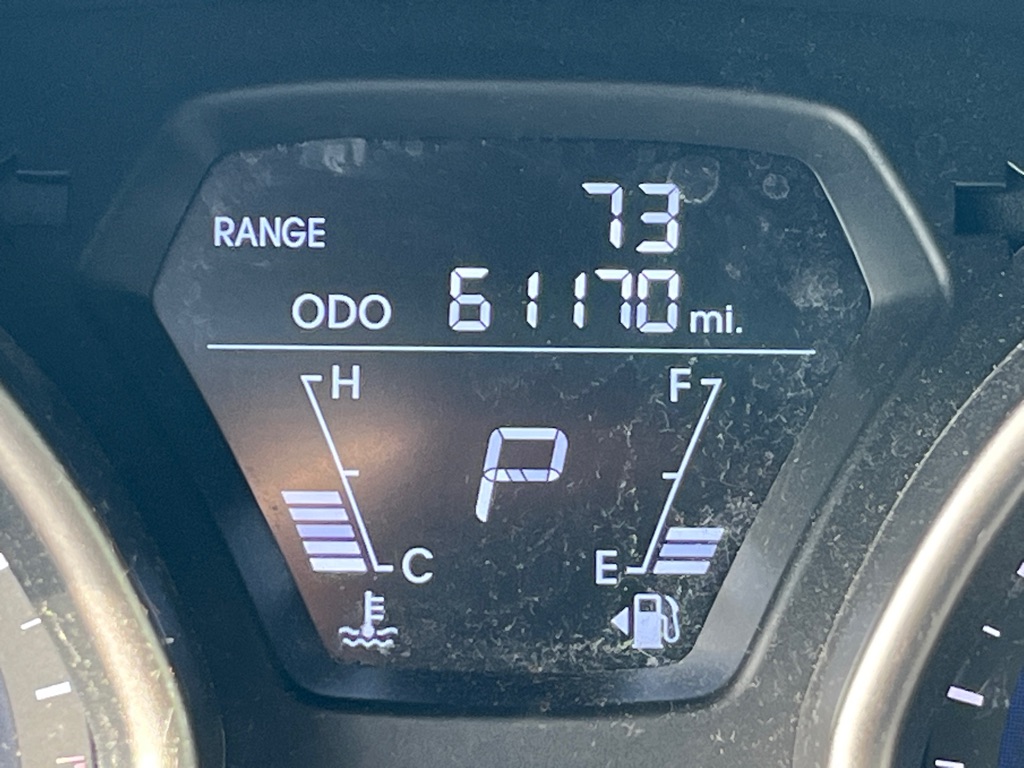 Photo 13 of this HYUNDAI ELANTRA