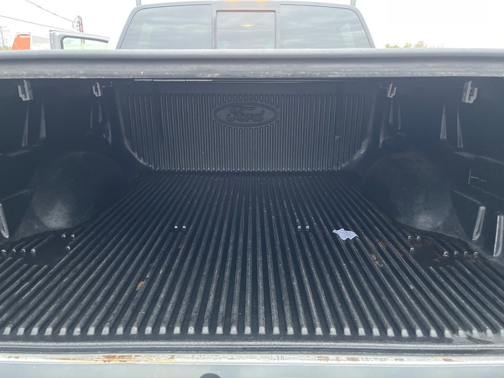 Photo 21 of this FORD F150