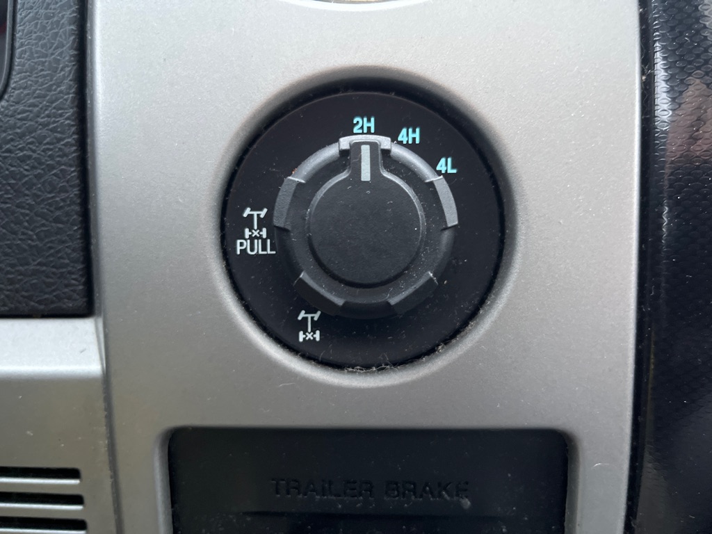 Photo 12 of this FORD F150