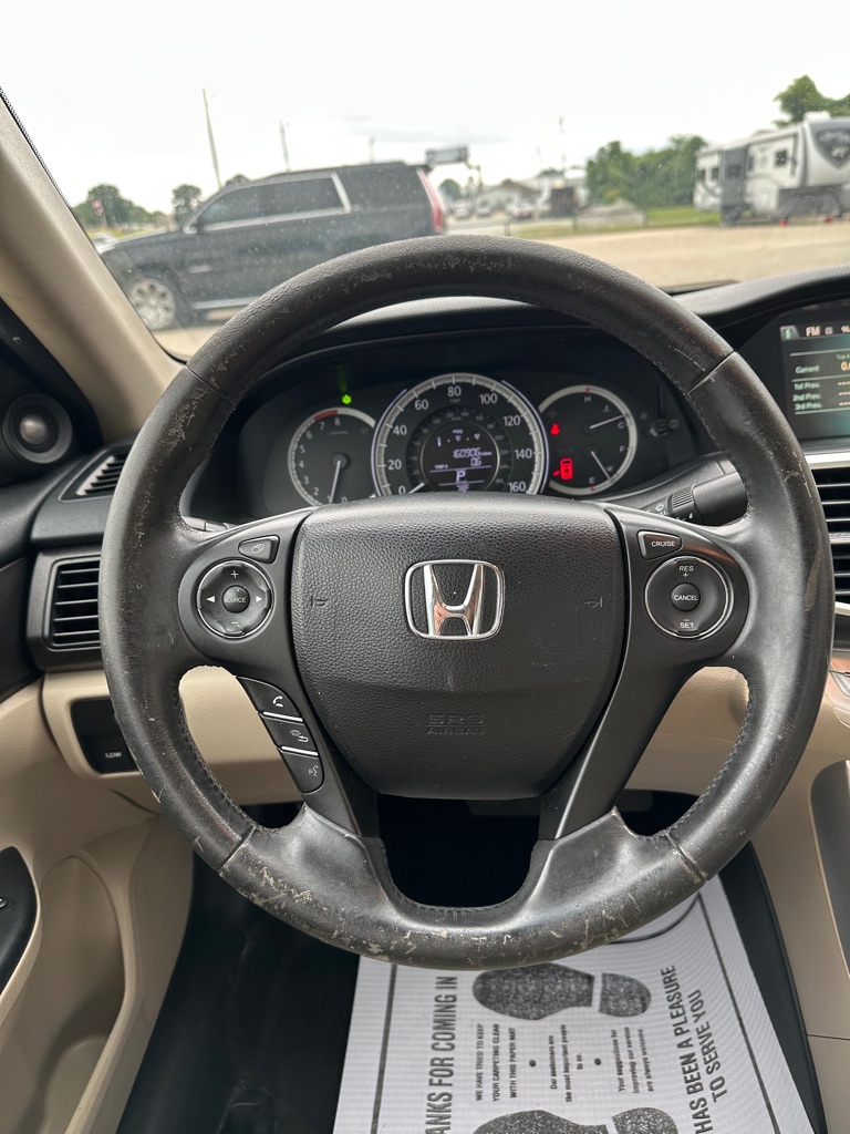 Photo 8 of this HONDA ACCORD