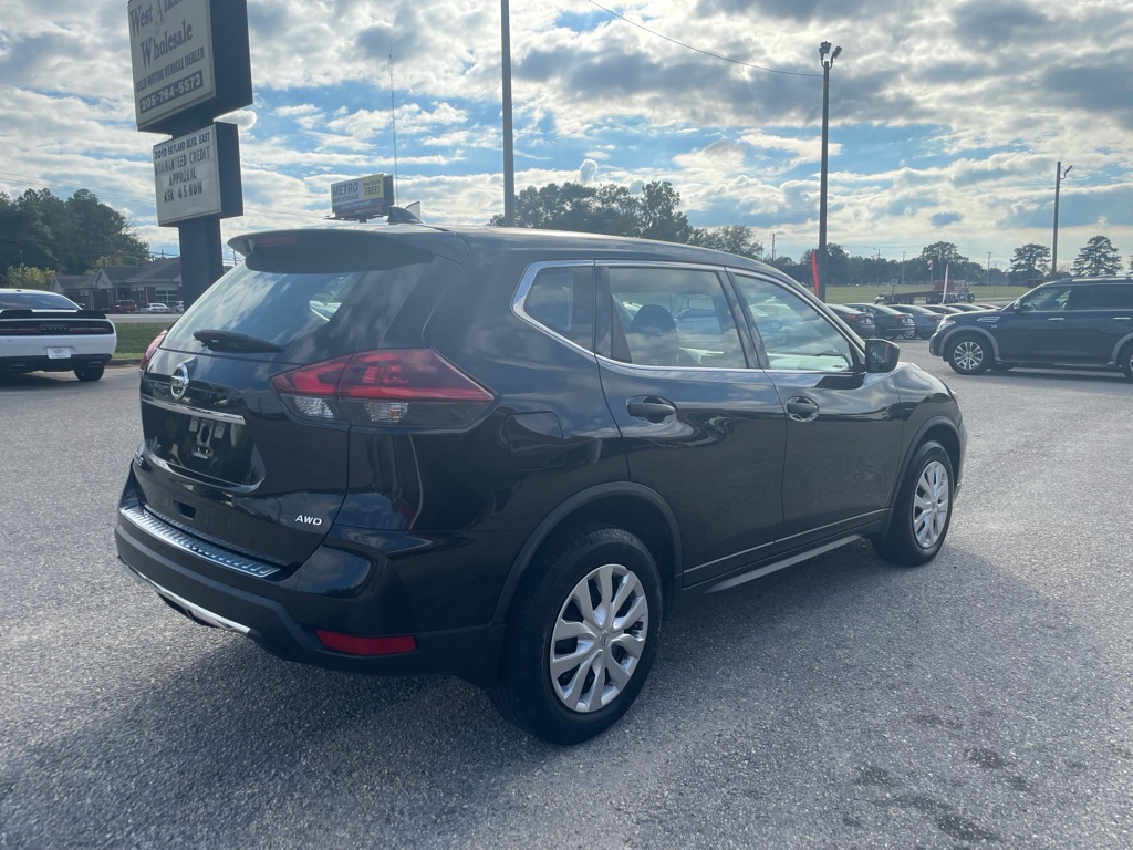 Photo 6 of this NISSAN ROGUE