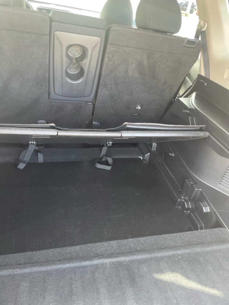 Photo 10 of this NISSAN ROGUE