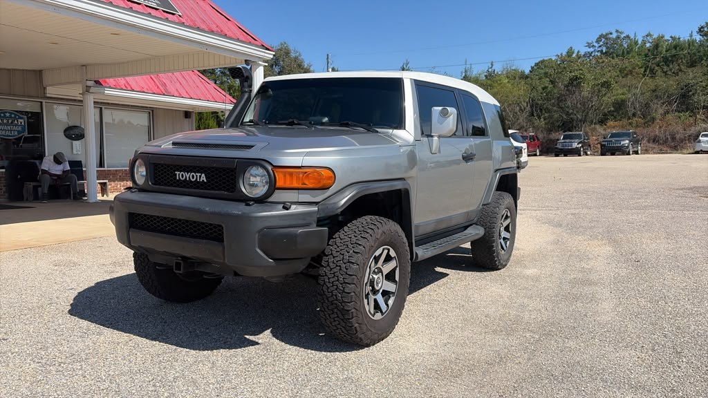 Photo 3 of this TOYOTA FJ CRUISER