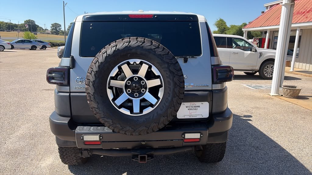Photo 4 of this TOYOTA FJ CRUISER