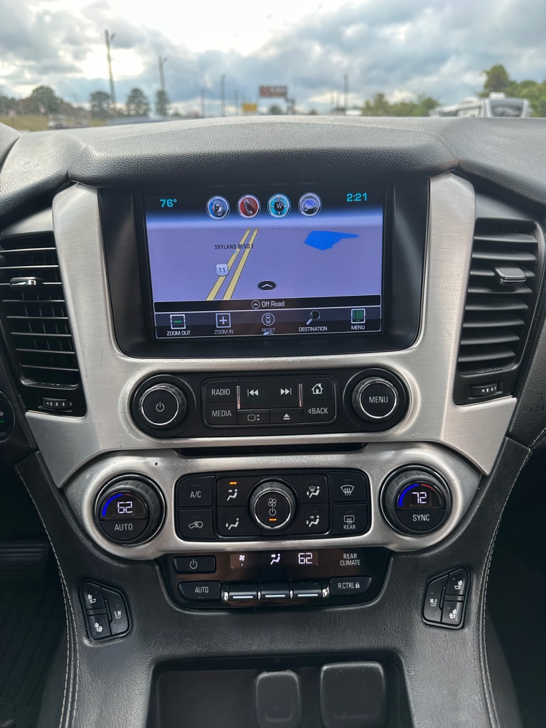 Photo 10 of this GMC YUKON