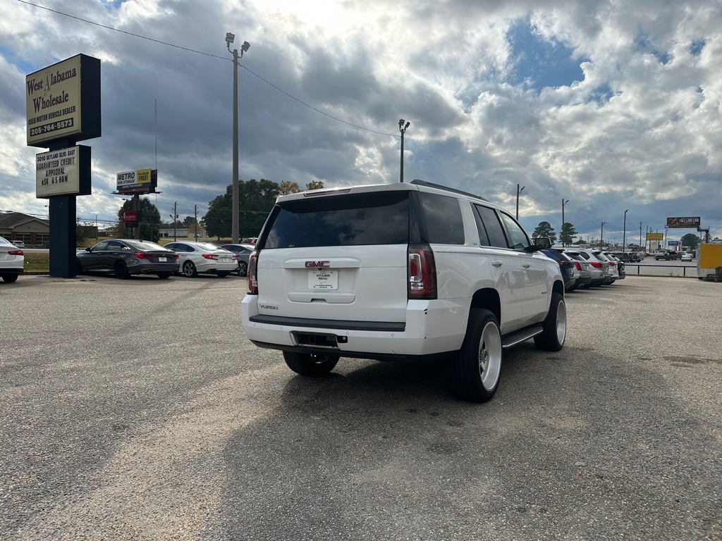 Photo 4 of this GMC YUKON