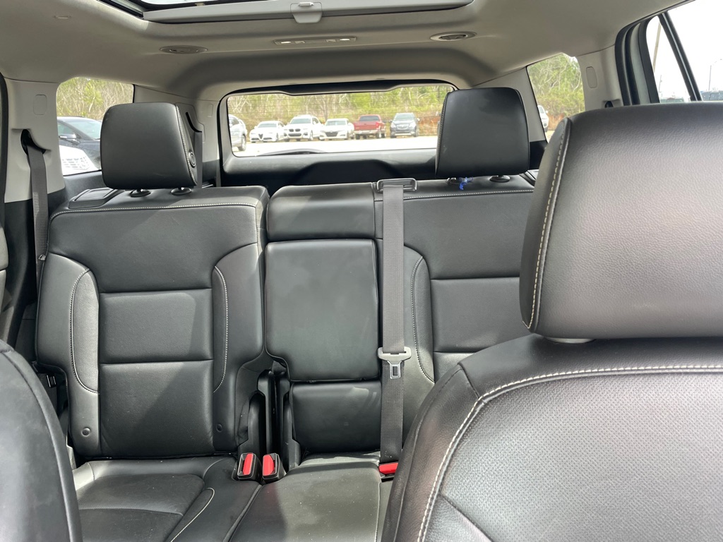 Photo 12 of this GMC ACADIA