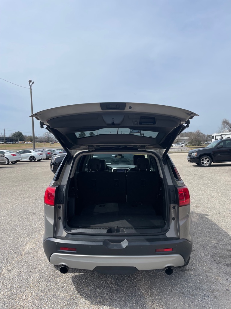 Photo 8 of this GMC ACADIA