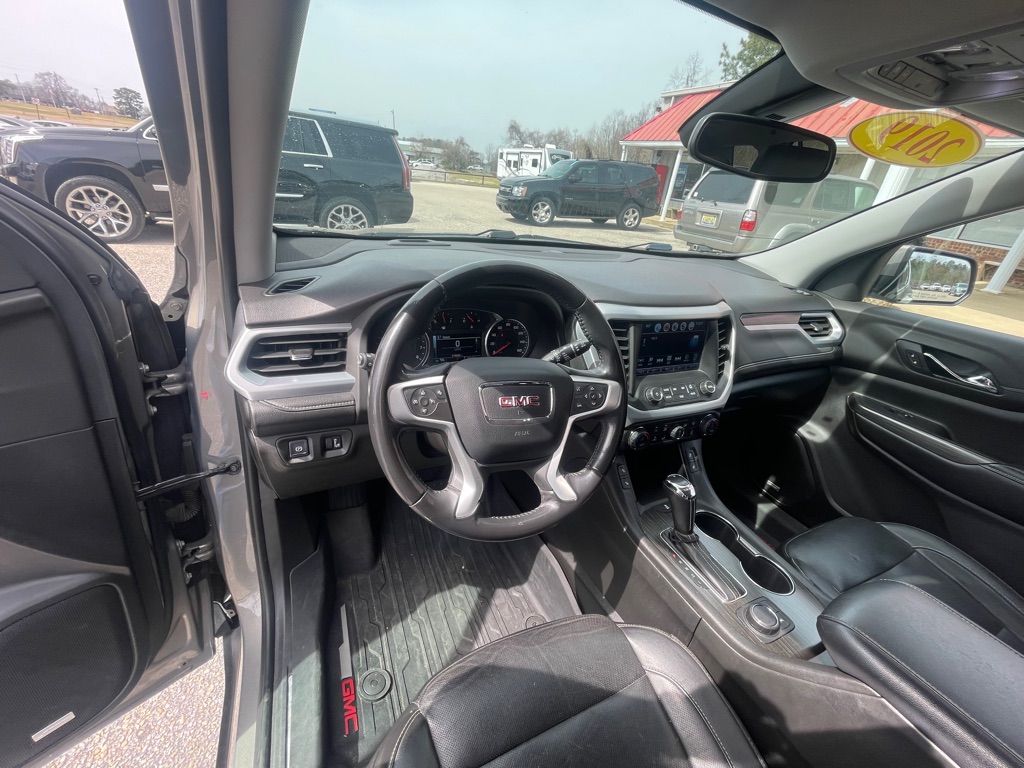 Photo 15 of this GMC ACADIA