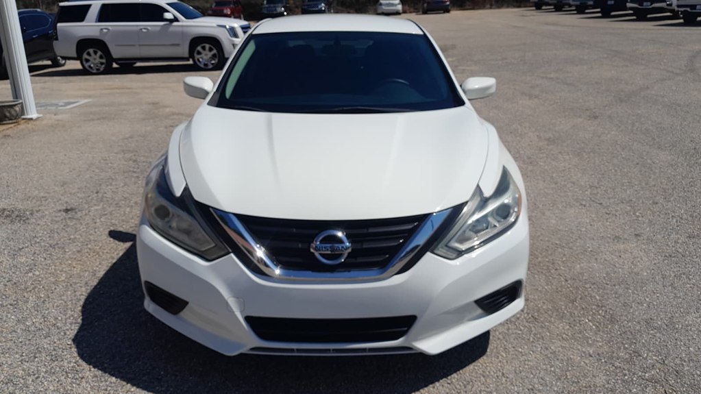 Photo 5 of this NISSAN ALTIMA