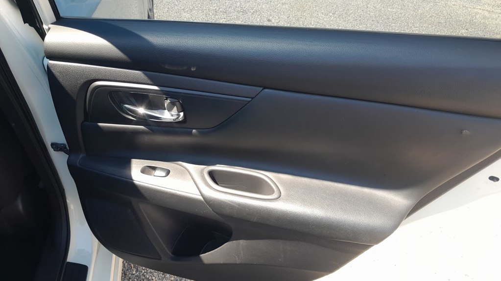 Photo 12 of this NISSAN ALTIMA