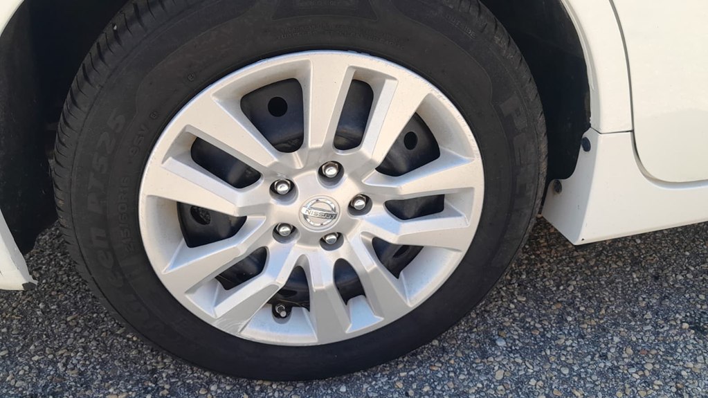 Photo 8 of this NISSAN ALTIMA