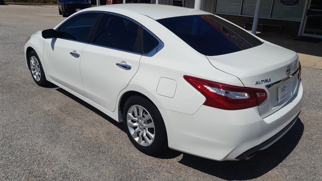 Photo 3 of this NISSAN ALTIMA