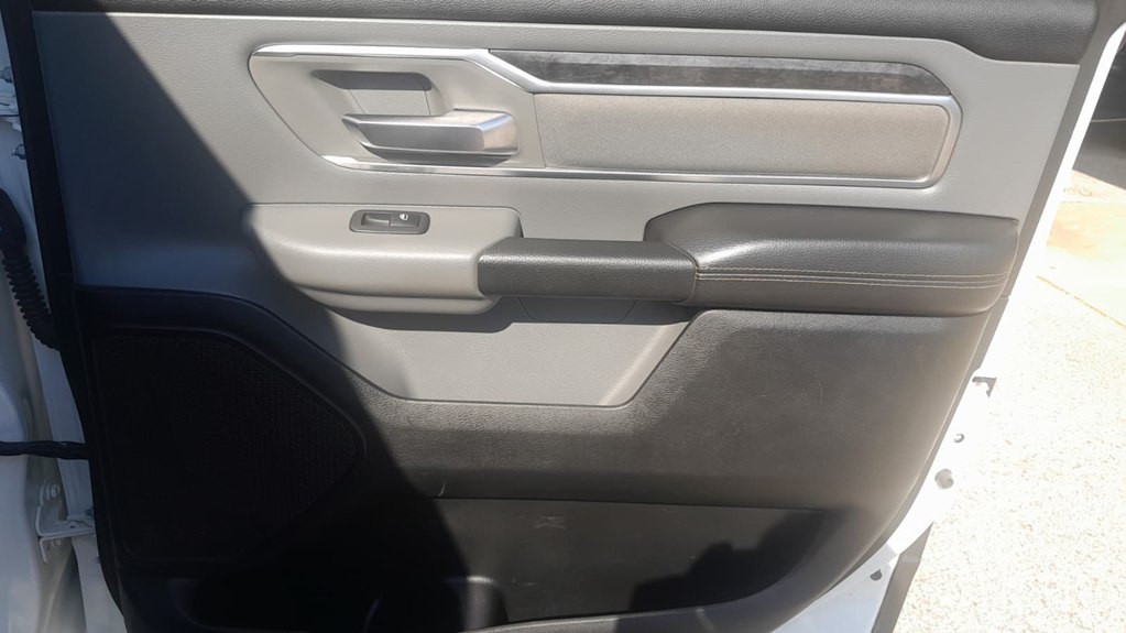 Photo 12 of this RAM 1500