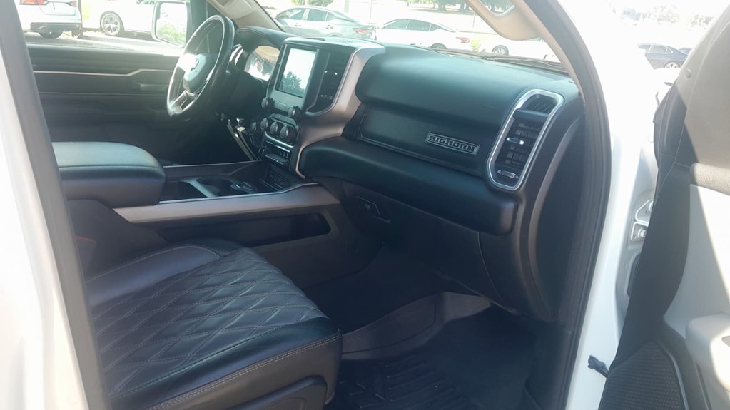 Photo 9 of this RAM 1500