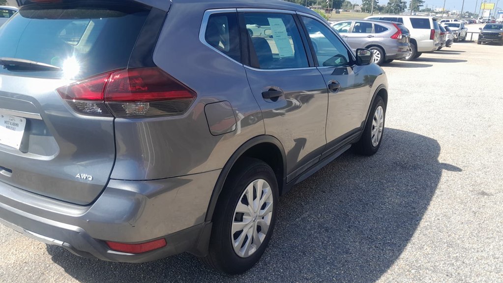 Photo 4 of this NISSAN ROGUE