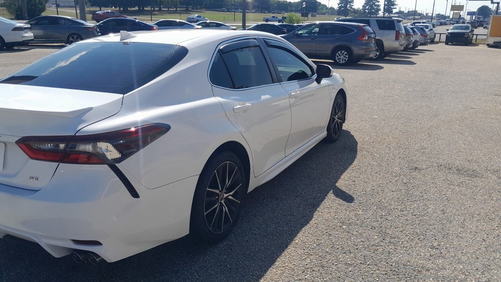 Photo 4 of this TOYOTA CAMRY