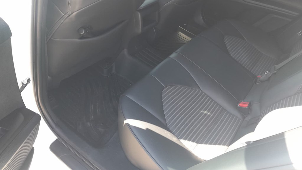 Photo 15 of this TOYOTA CAMRY