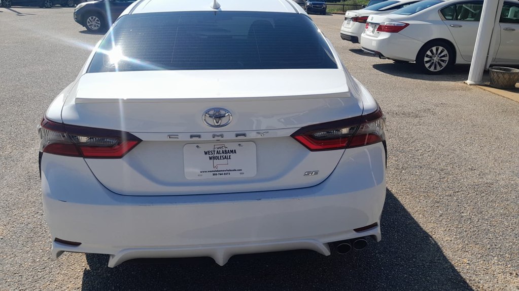 Photo 7 of this TOYOTA CAMRY