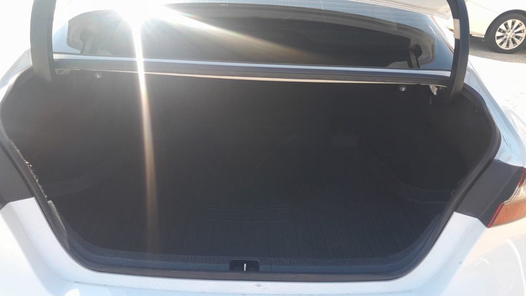 Photo 8 of this TOYOTA CAMRY