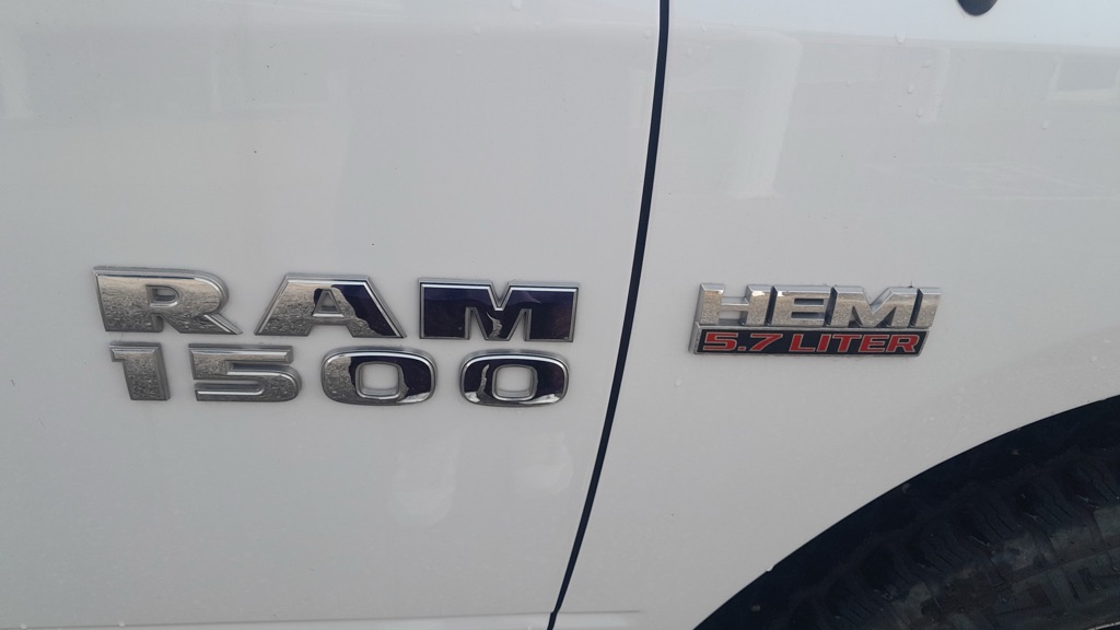 Photo 9 of this RAM 1500