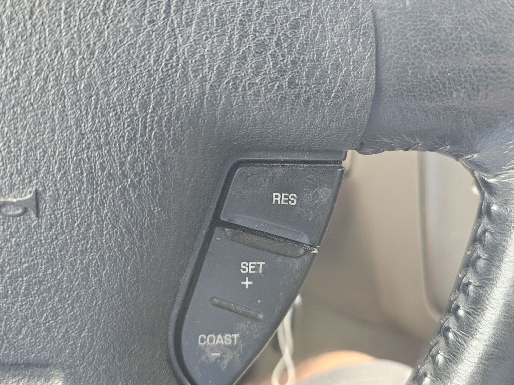 Photo 18 of this FORD EXPLORER
