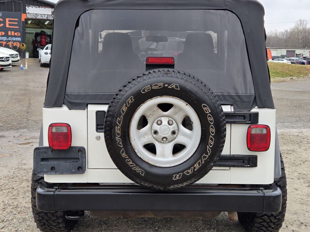 Photo 7 of this JEEP WRANGLER / TJ