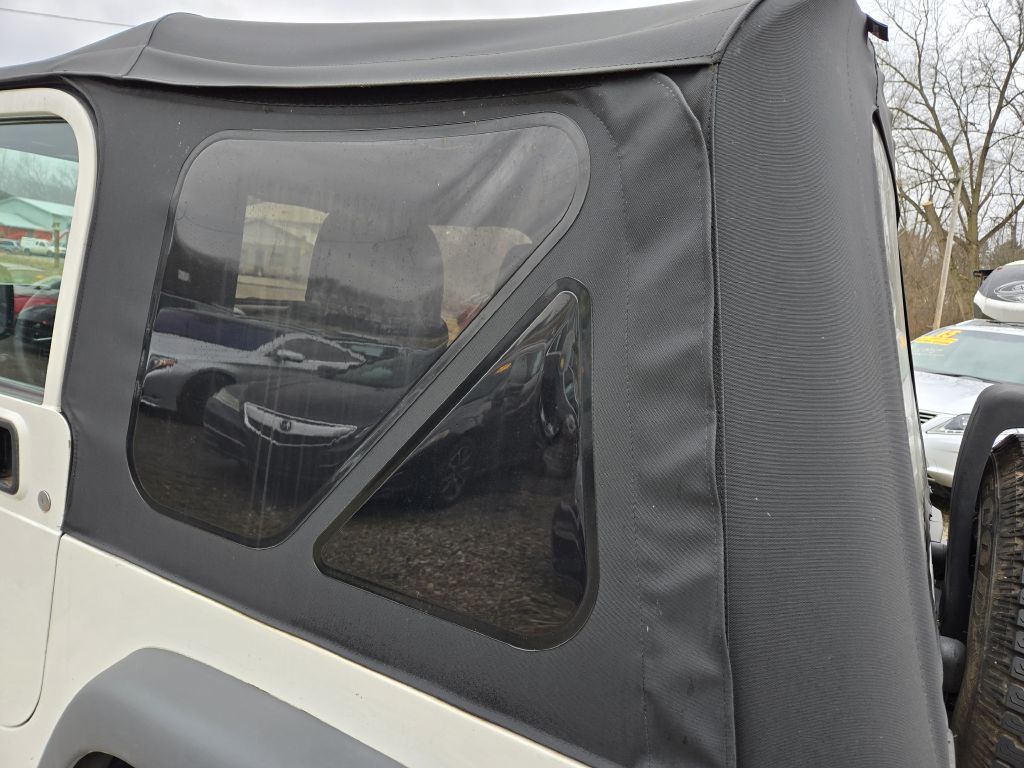 Photo 14 of this JEEP WRANGLER / TJ