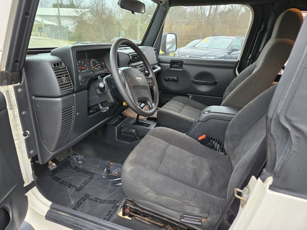 Photo 15 of this JEEP WRANGLER / TJ